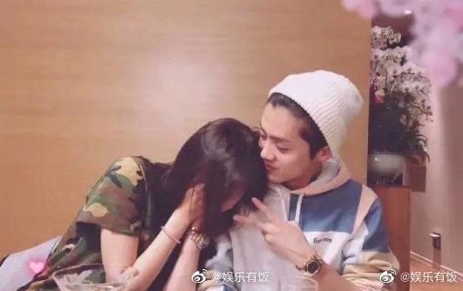 乒乓球刚发球可以发到边吗。 叫边球.可以吗？游戏画面